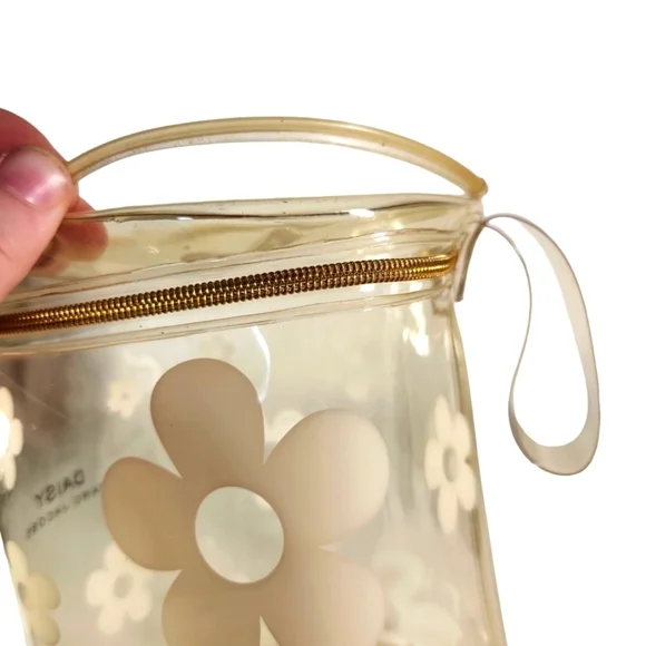 Marc Jacobs Vintage Daisy Clear Bucket Bag Makeup Case - Picture 5 of 7